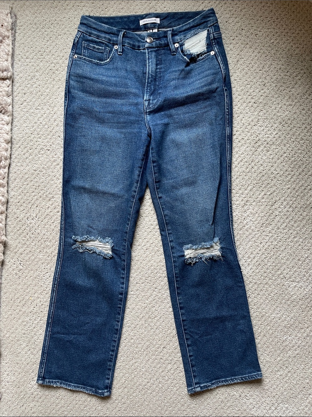 Good American Always Fits Cropped Distressed Denim